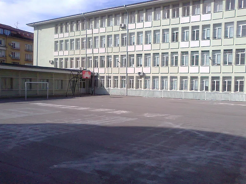 Прием след 7 клас 2026/2027: как се пресмята балът и кои са най-силните гимназии в София